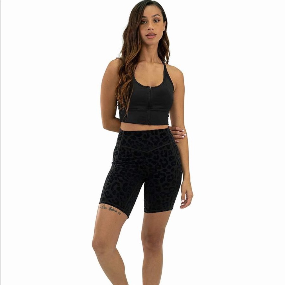 THE LUX RIDER SHORT - PANTHER